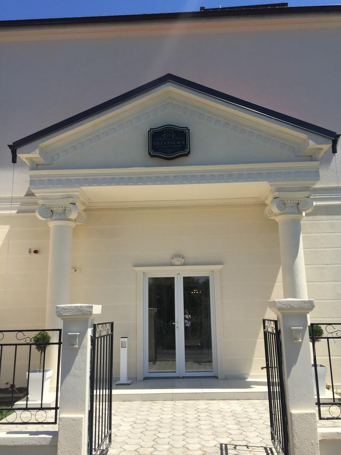Villa Palace Újvidék Kültér fotó